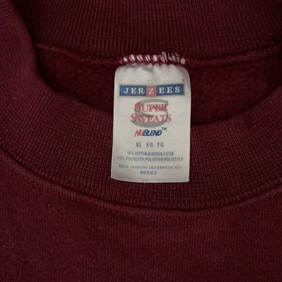 Burgundy birdhouses sweatshirt NWOT XL - Picture 3 of 5